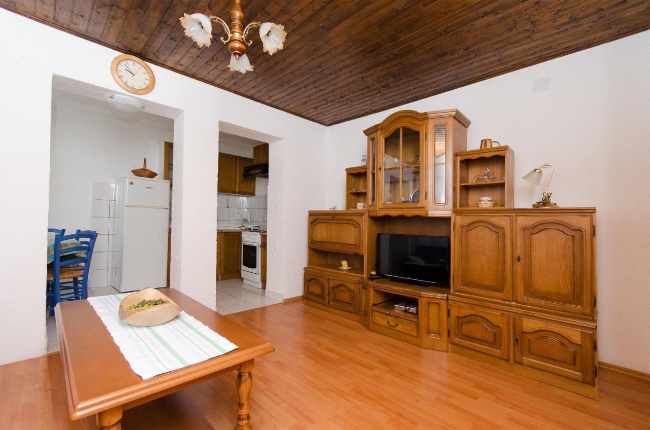 Apartments Marija Ivana Senj  Exterior foto